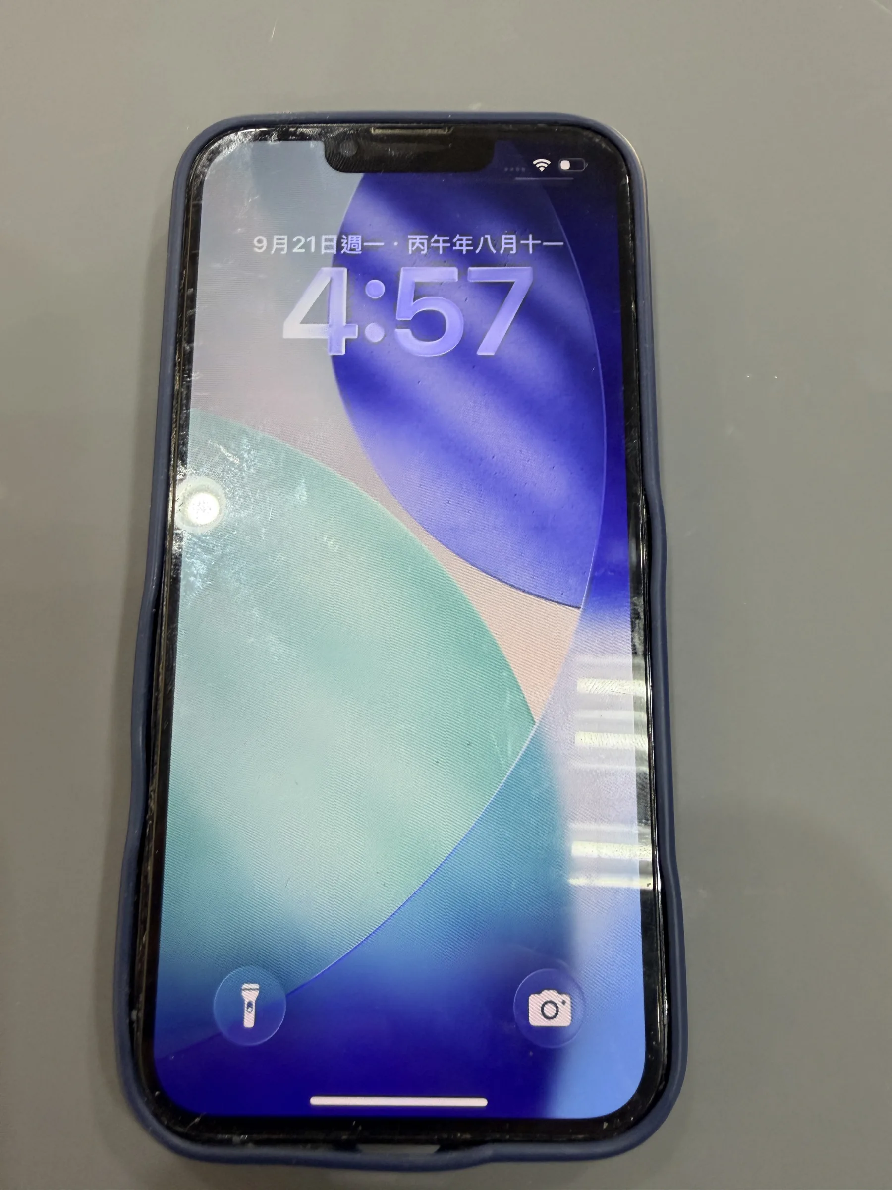 第二支 iPhone 13 Pro 綠屏修復後恢復畫面顯示