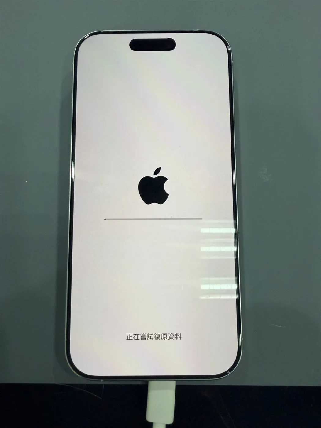 iPhone 16 Pro卡在DFU、無法連接電腦又無訊號,USB管理IC與基頻供電修復 維修紀錄 7